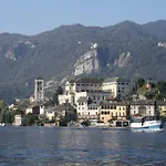 Fattoria Del Pino Bed & Breakfast