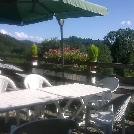 Oda ve Kahvaltı Fattoria Del Pino